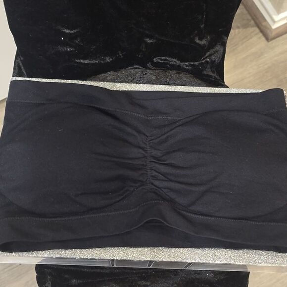 No Boundries Padded Bandeau Top- Black - Picture 4 of 5